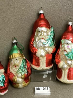 4 Weihnachtsmänner