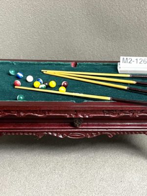 Billard Tisch