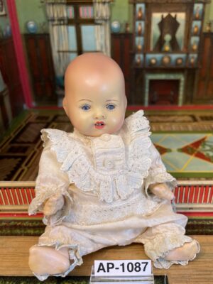 Armand Marseille Mini Dreambaby 1926