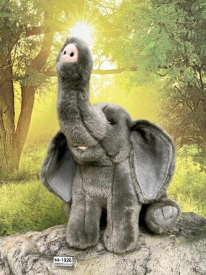 Plüsch Elefant sitzend