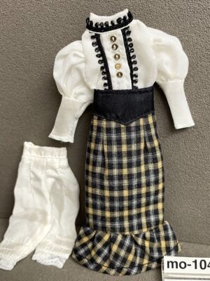 1:12 Kleid mit Seidenunterhose