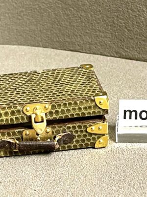 1: 12 Reisekoffer