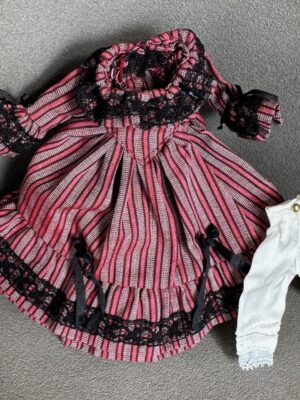 Festliches Kleid 1:12