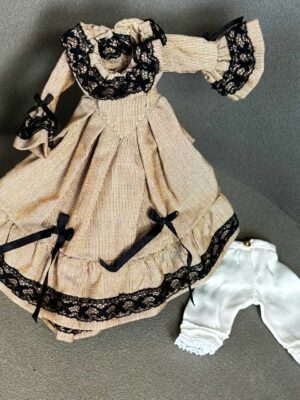Festliches Kleid 1:12