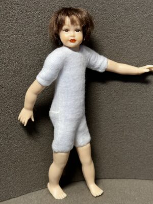 Teenager 1:12   Gr. ca. 12 cm