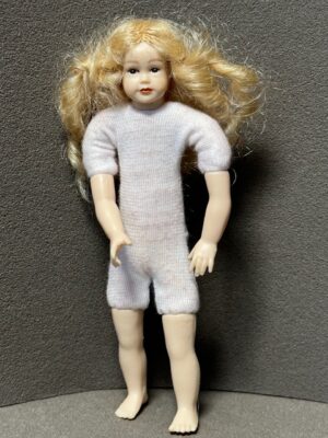 Teenager 1:12   Gr. ca. 12 cm