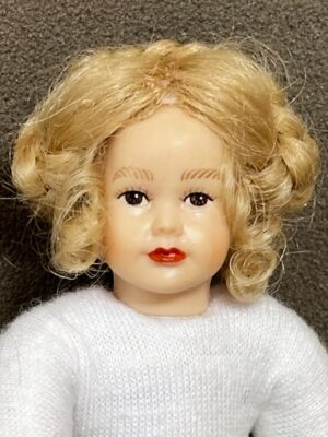 Teenager 1:12   Gr. ca. 12 cm