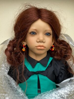 Kind Puppe "Madina"  Gr. 70 cm