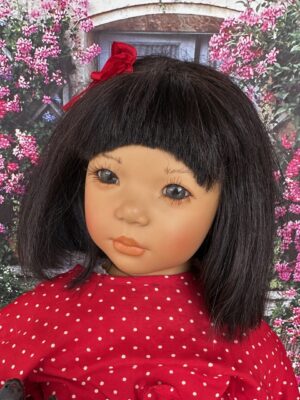 Kind Puppe "Shireena" Gr. 70 cm