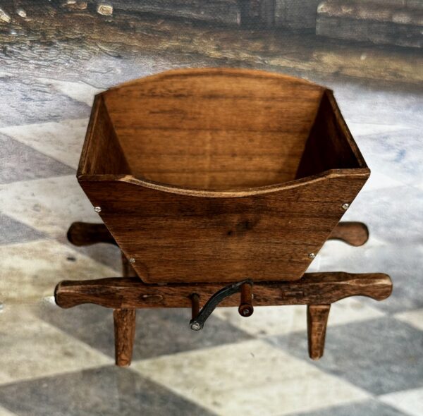 Holz Traubenhäcksler 1:12