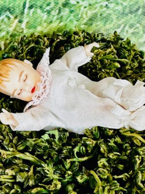 Baby 1:12.  Gr. 5 cm