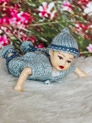 Baby 1:12.  Gr. 5 cm