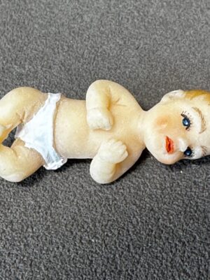 Wiegenbaby 1:12   Gr. 4 cm
