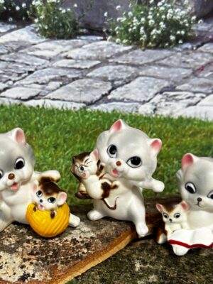 3 Porzellan Katzen Gr. ca. 6 cm