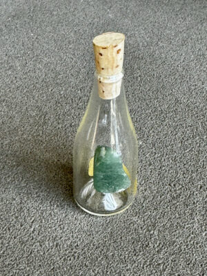 Mini Glasflasche mit Edelstein 4,5 cm