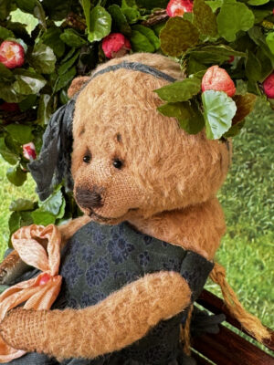 Teddy Mädchen ARIMA aus Russland  14 cm