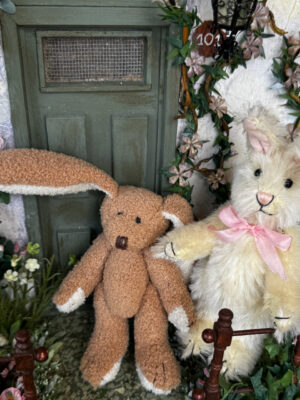 Weisser Mohair Hase 13 cm