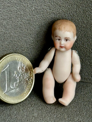 Mini Porzellan Baby 4 cm