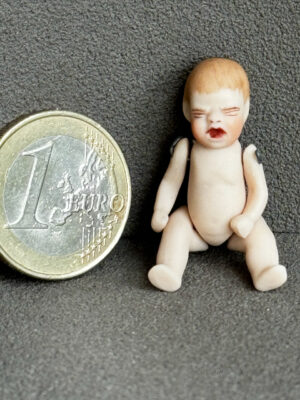 Mini Porzellan Baby 3,7 cm