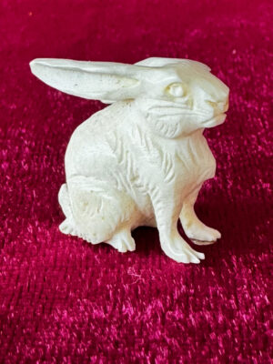 Hase Elfenbein